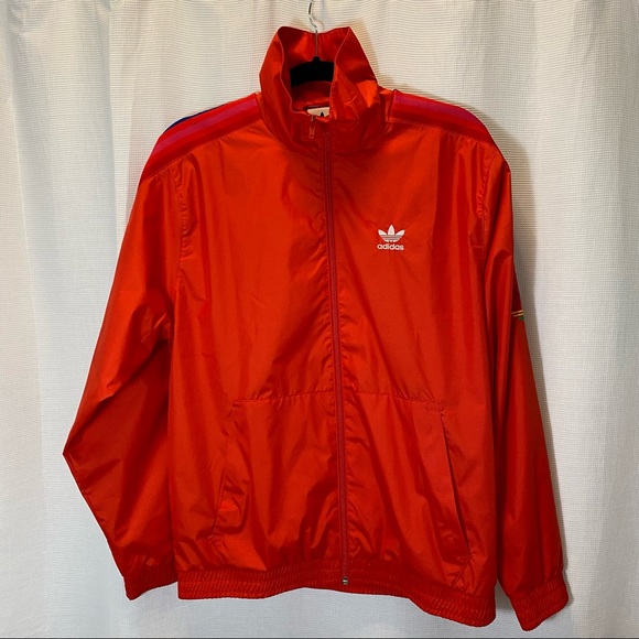 Adidas Originals Unisex Adicolor 3D Trefoil 3-Stripes Track Jacket in Active Red - Picture 6 of 15